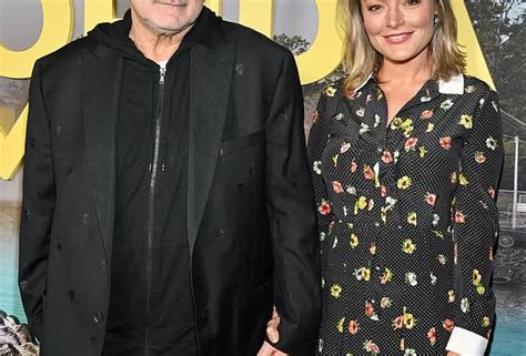 Anthony LaPaglia, 64, and wife, 33, attend Florida Man screening。